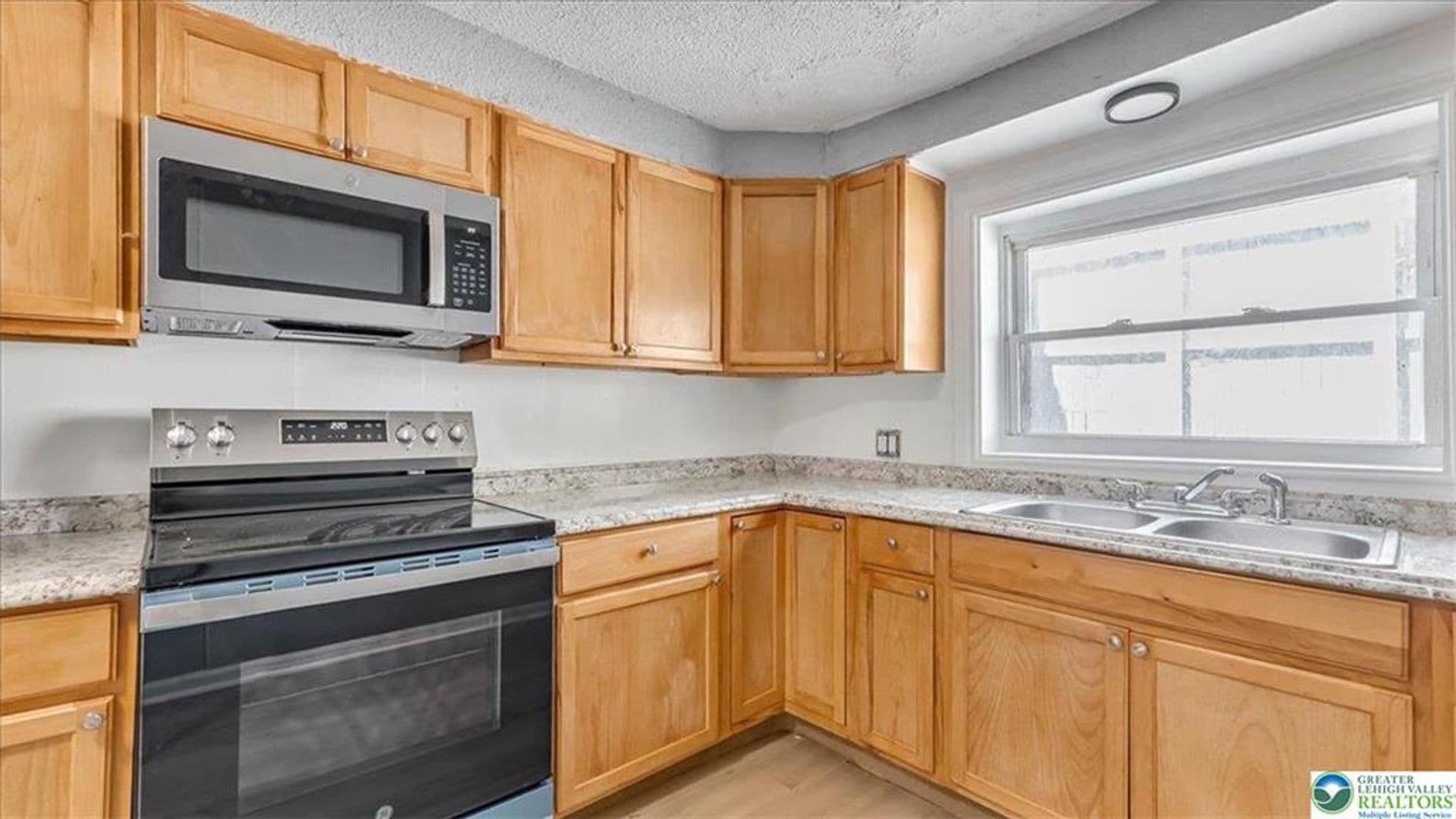 Allentown House: 841 Jackson Street