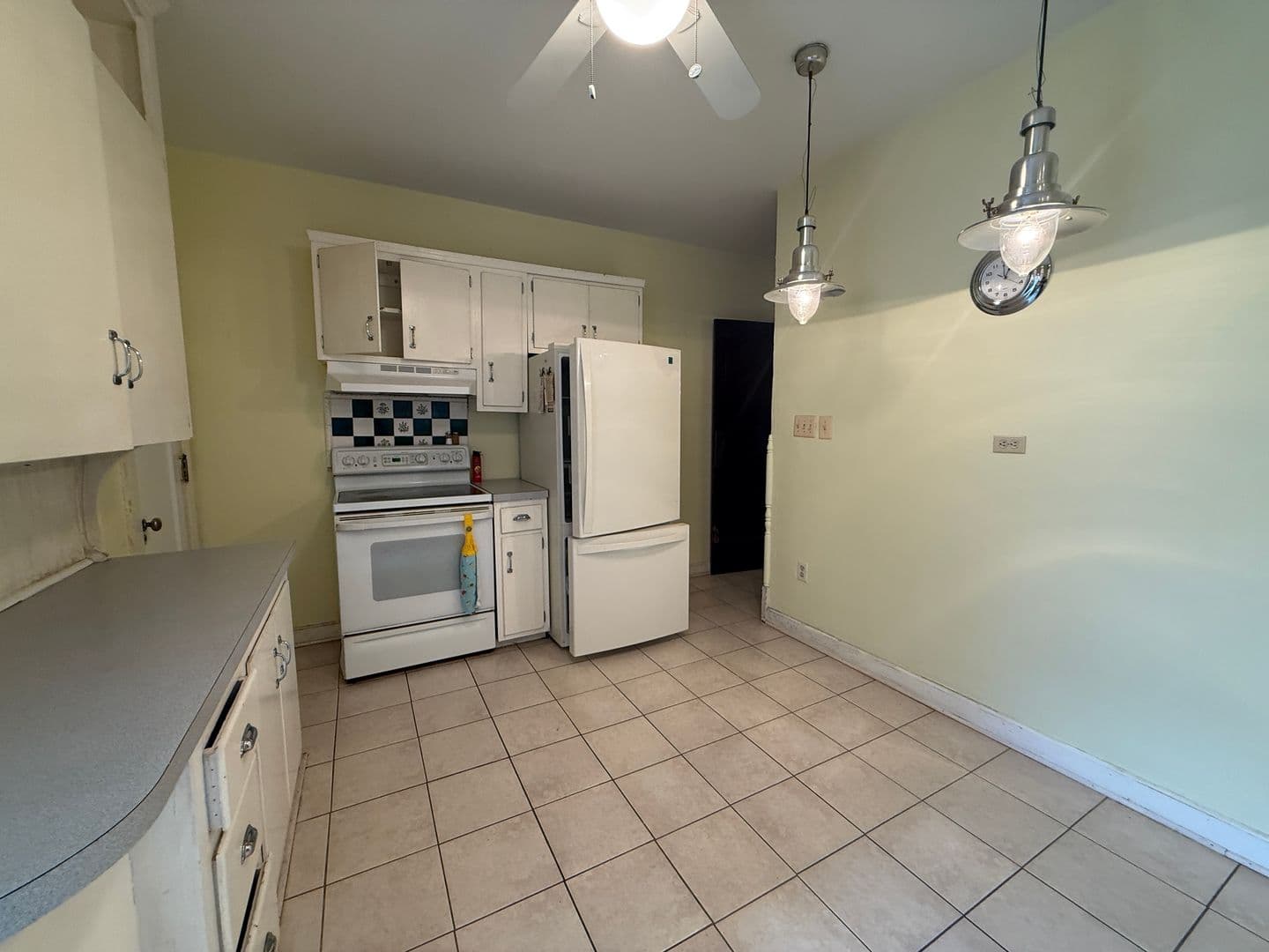 Allentown House: 1930 W Chew St.