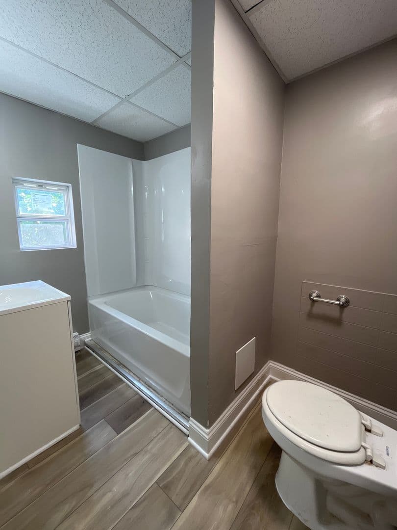 Bethlehem Apartment: 1012 Evans Street