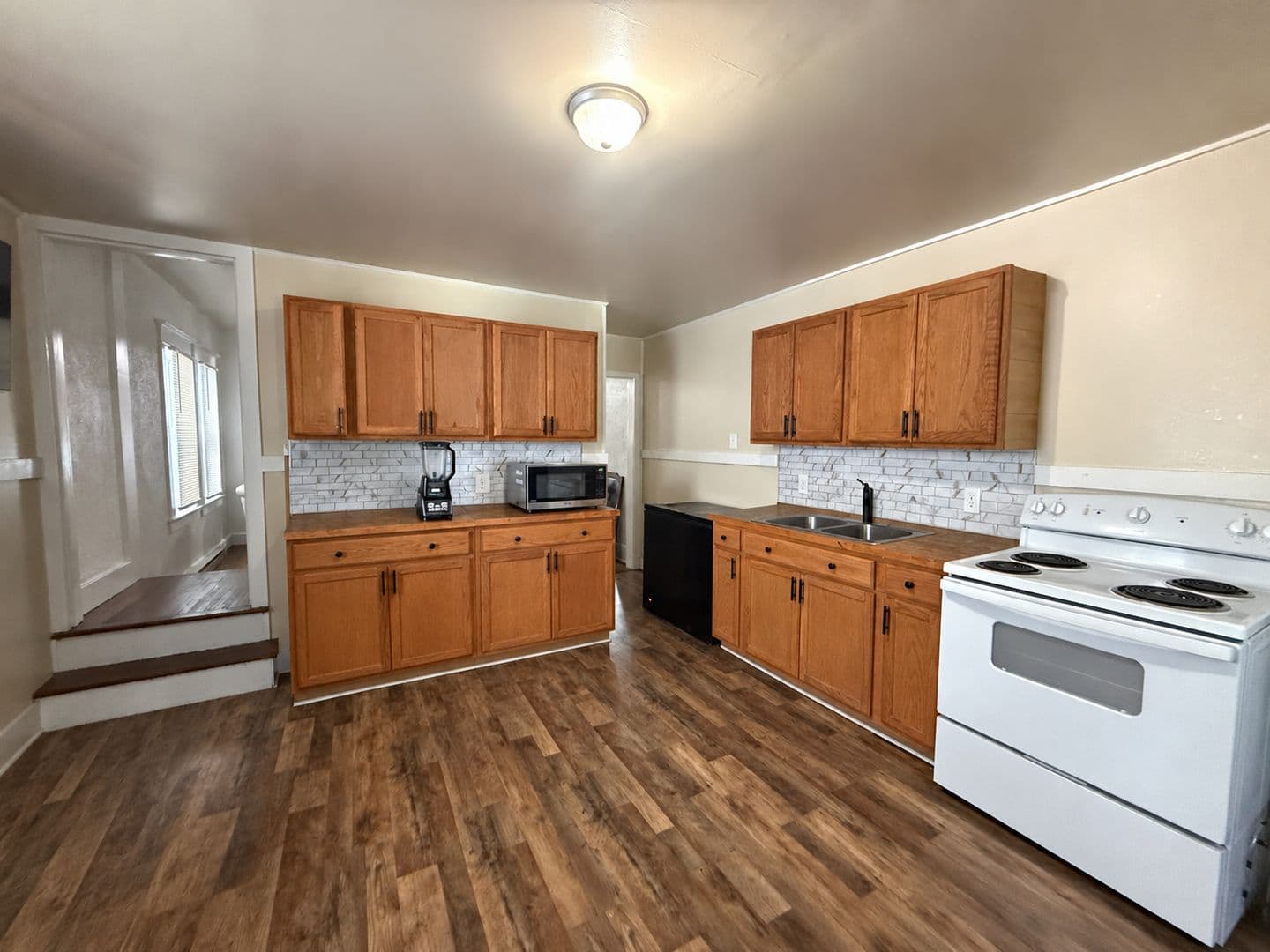 Bangor Apartment: 35-37 N 3rd St