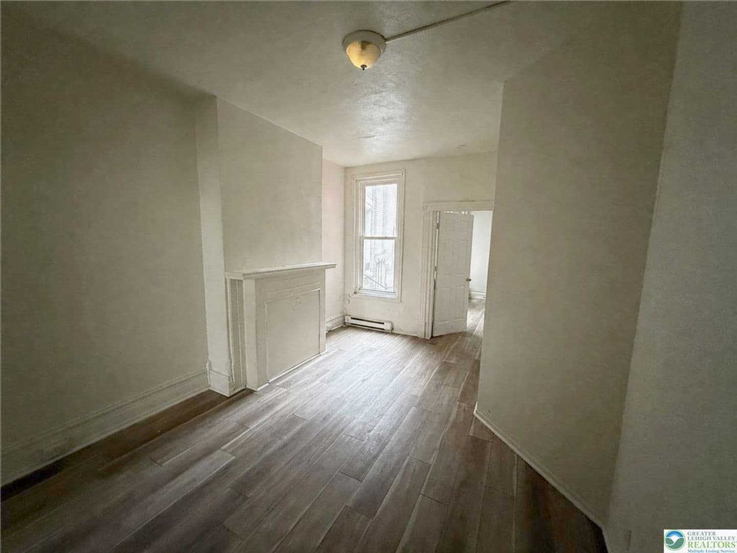 Allentown Apartment: 518 W Tilghman Street