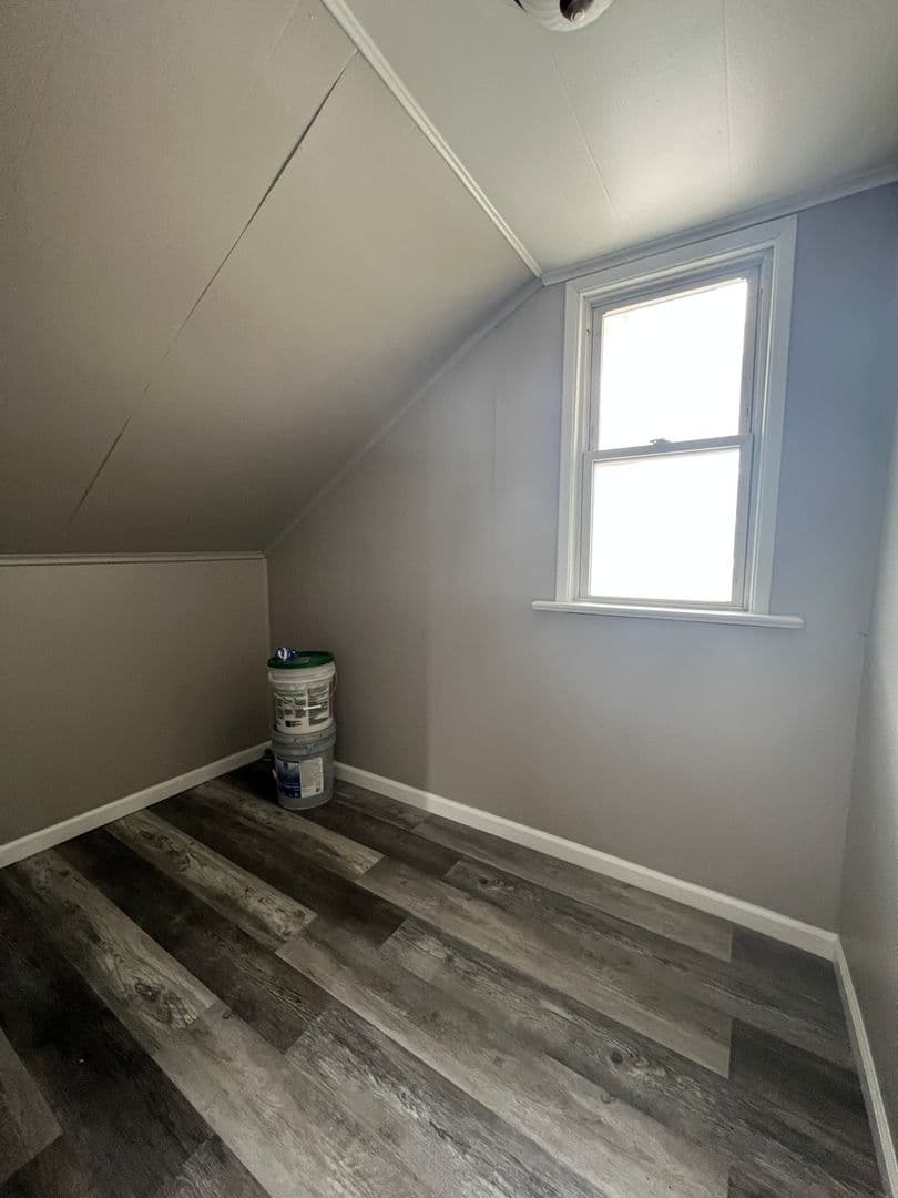 Easton Apartment: 3006 William Penn Highway
