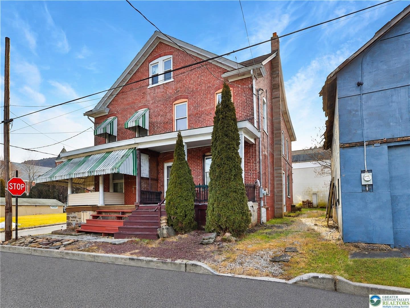 Nesquehoning House: 203 W Mill St