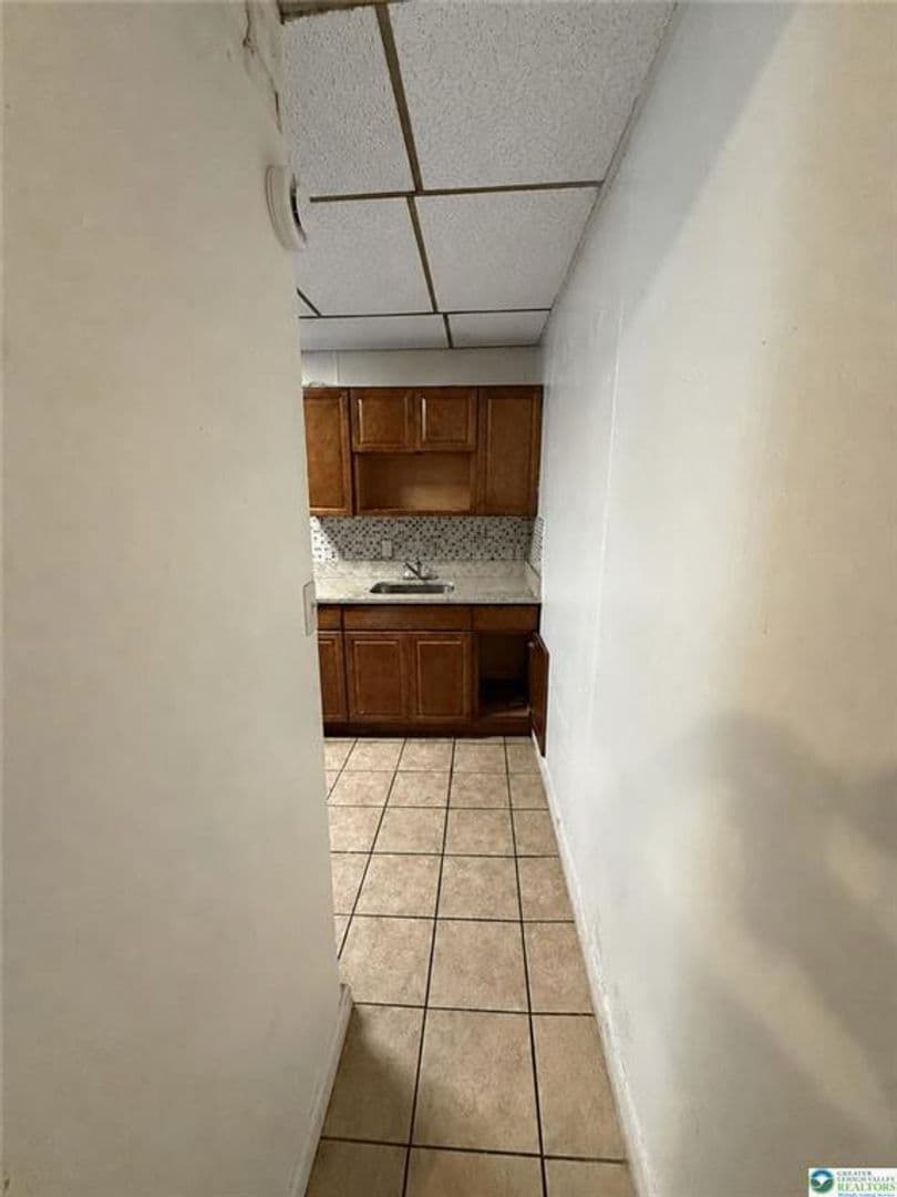 Allentown Apartment: 518 W Tilghman Street