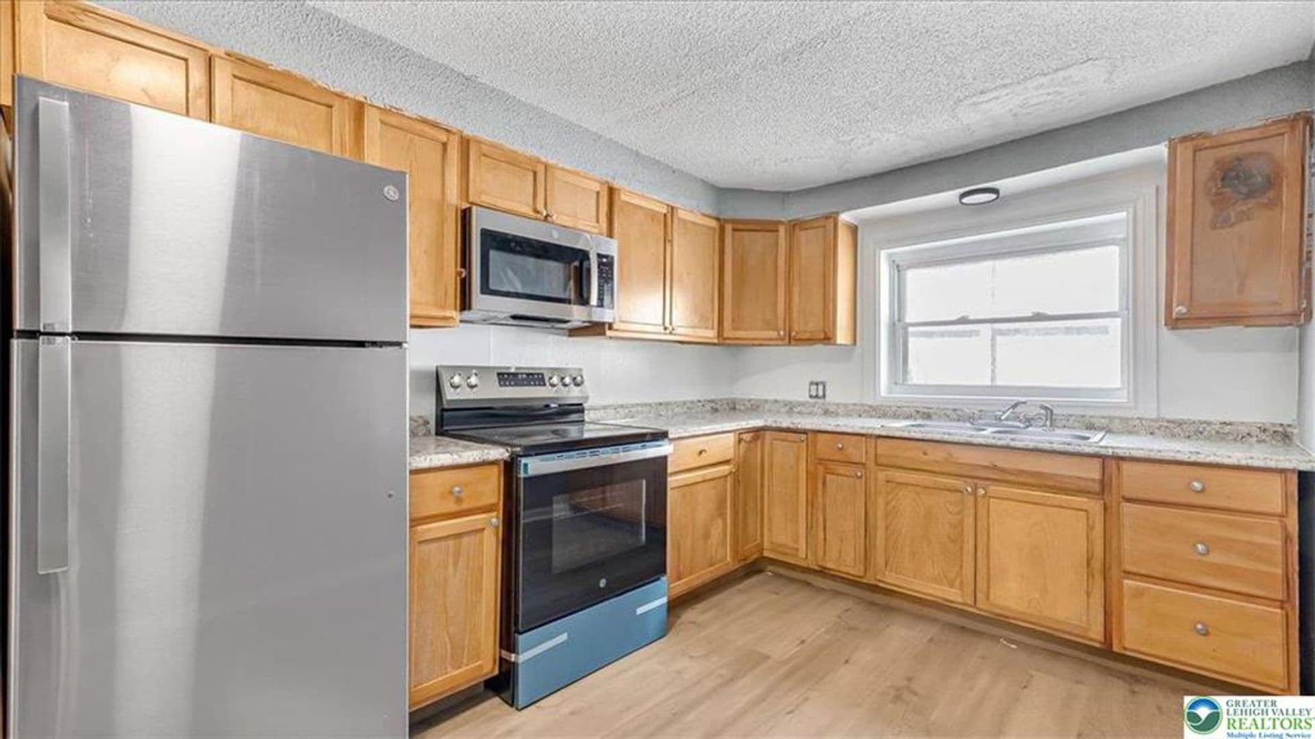 Allentown House: 841 Jackson Street