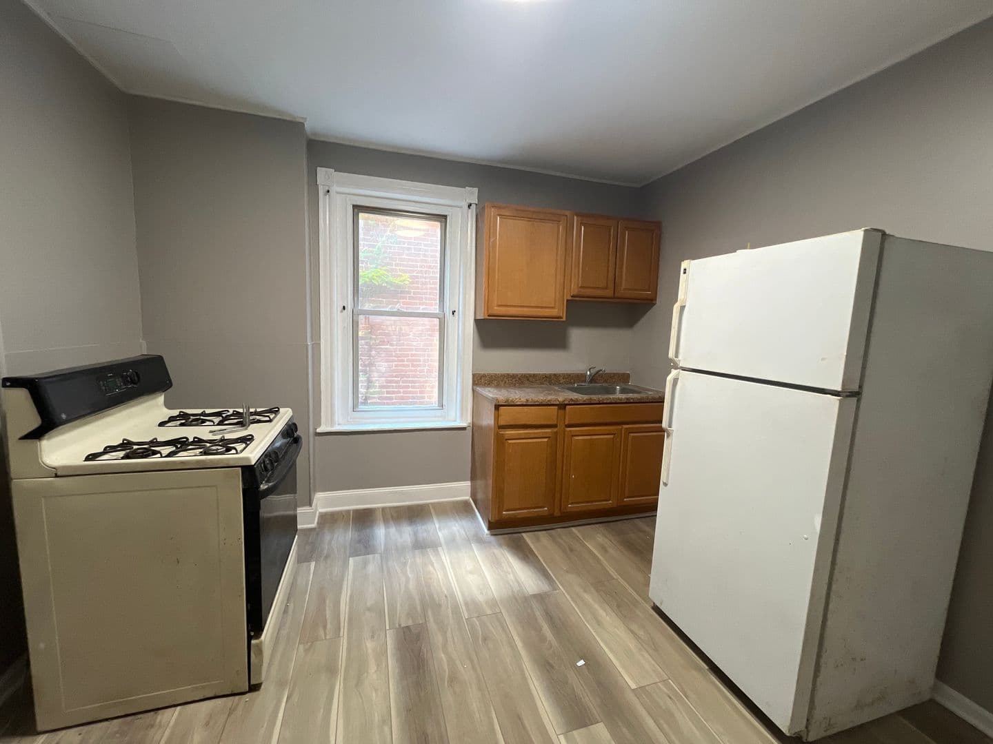 Bethlehem Apartment: 1012 Evans Street