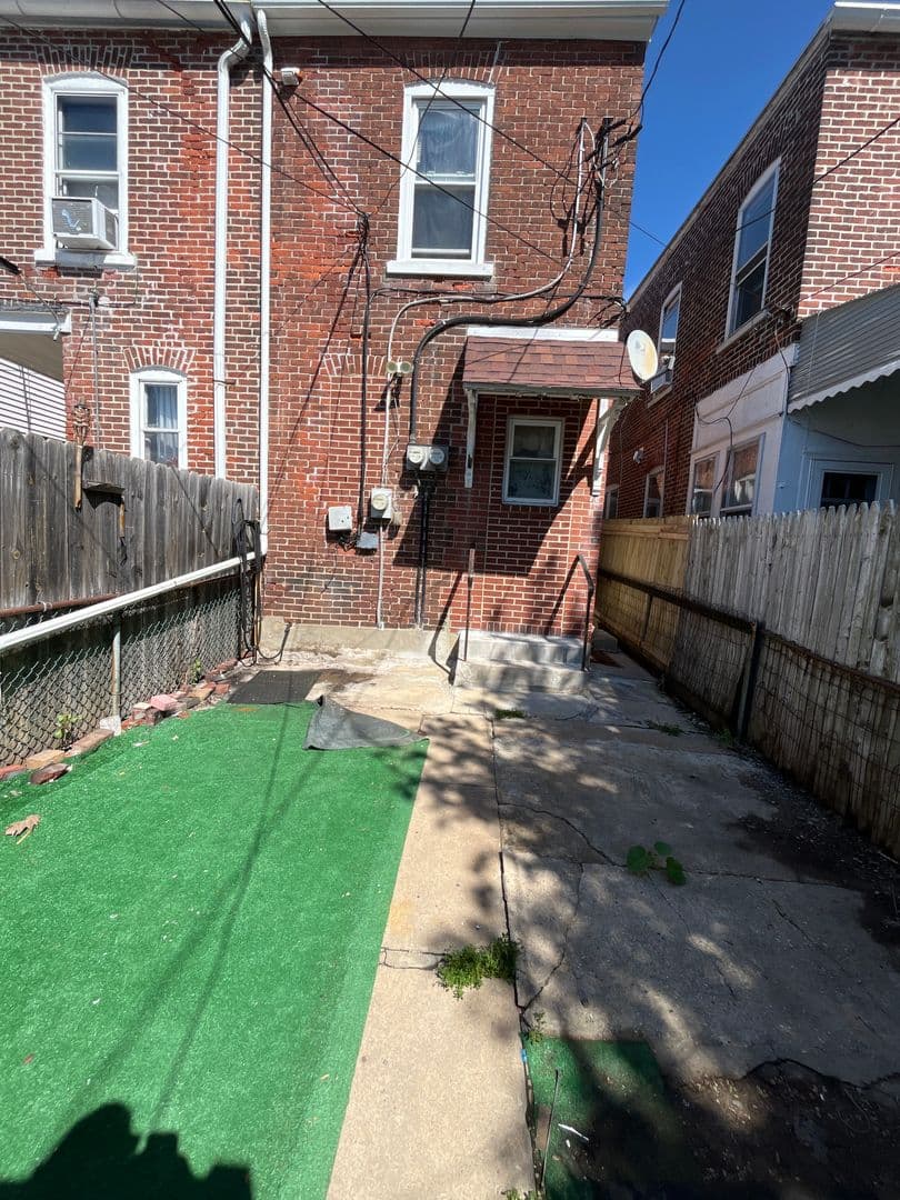 Allentown Apartment: 608 N 12th Street