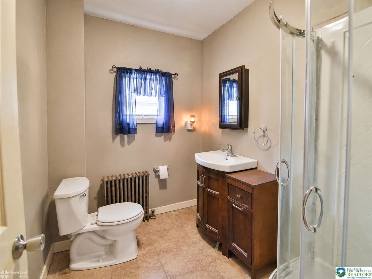 Nesquehoning House: 203 W Mill St
