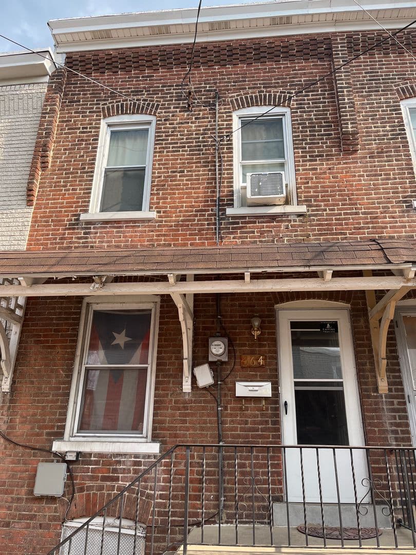 Allentown House: 364 W Green Street