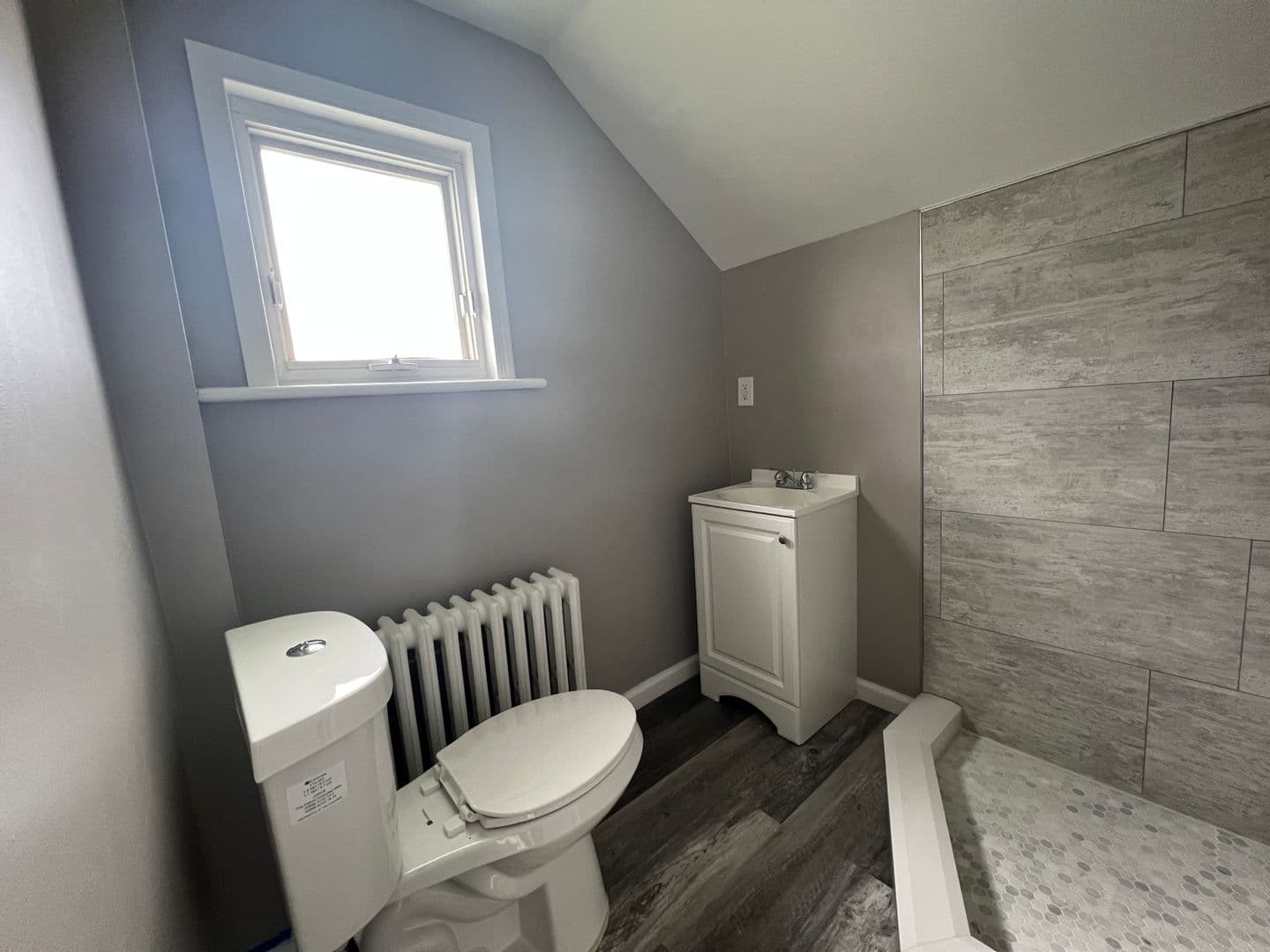 Easton Apartment: 3006 William Penn Highway