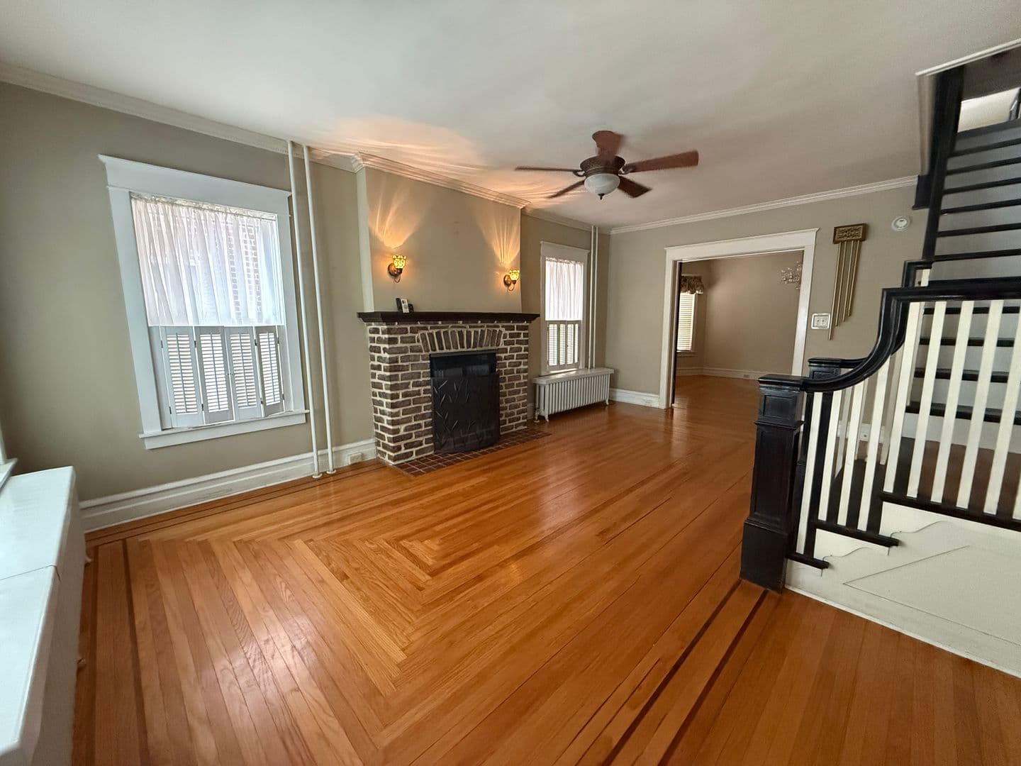 Allentown House: 1930 W Chew St.