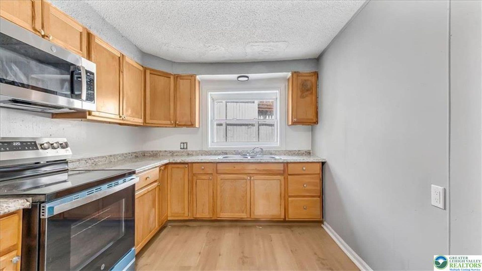 Allentown House: 841 Jackson Street