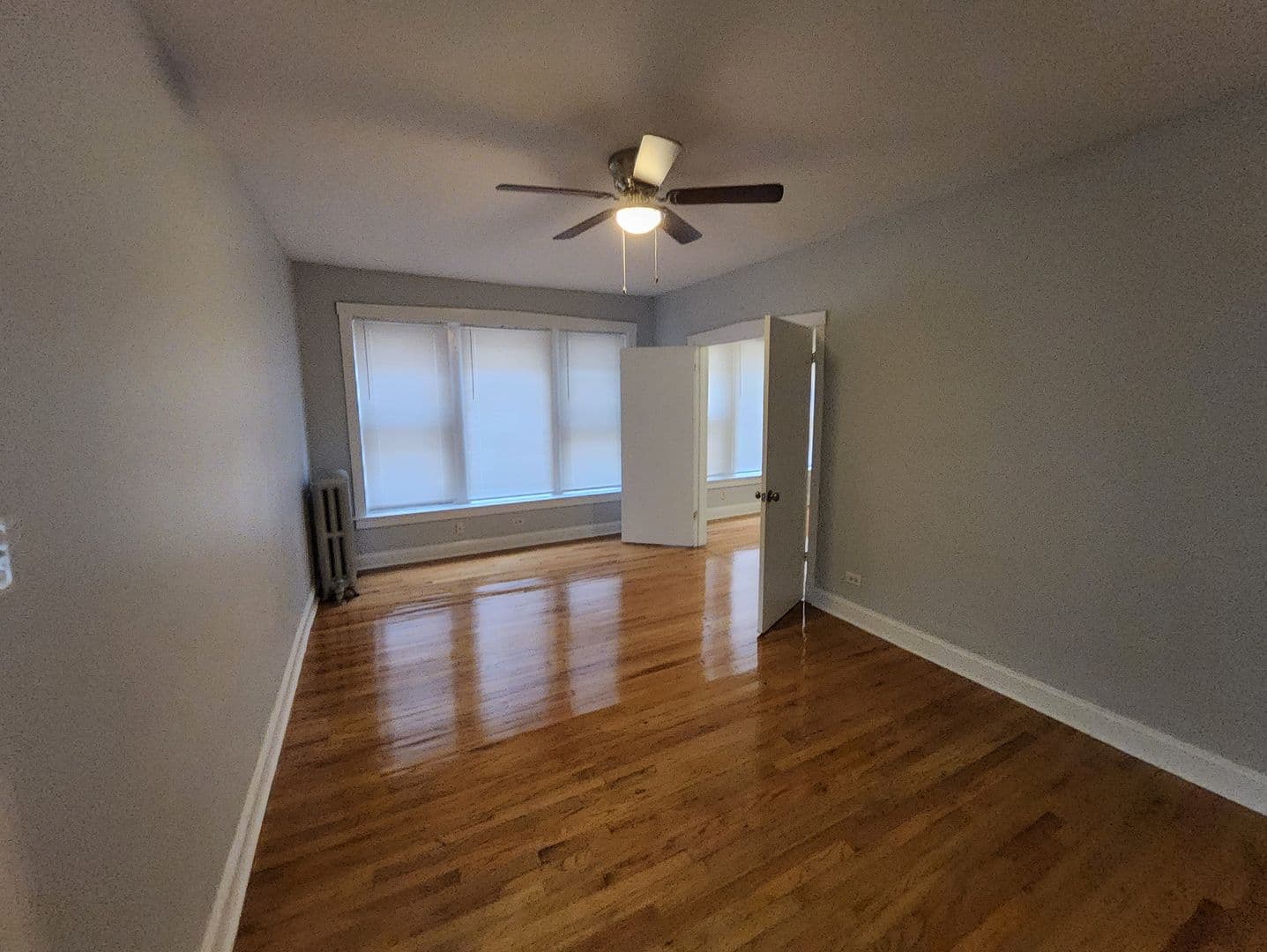 Chicago Apartment: 7131 S Bennett Ave.