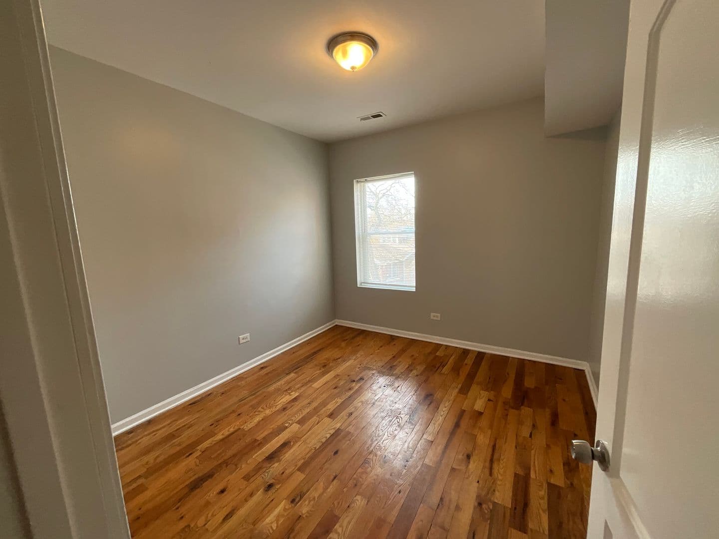 Chicago Apartment: 7419 S Colfax Ave.