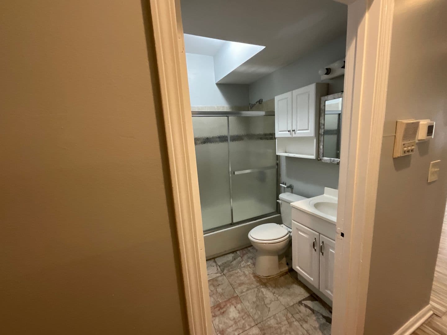 Chicago Apartment: 7419 S Colfax Ave.