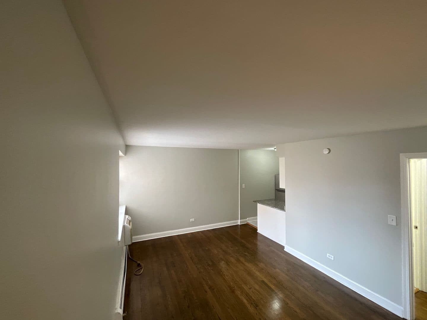Chicago Apartment: 7733 S South Shore Dr.