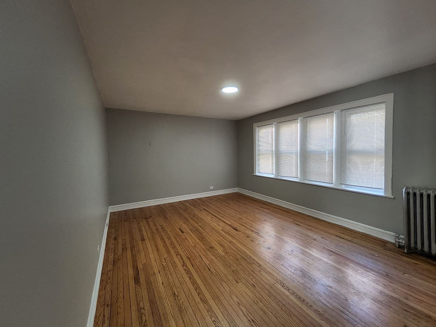 Chicago Apartment: 1949 E 73rd Pl.