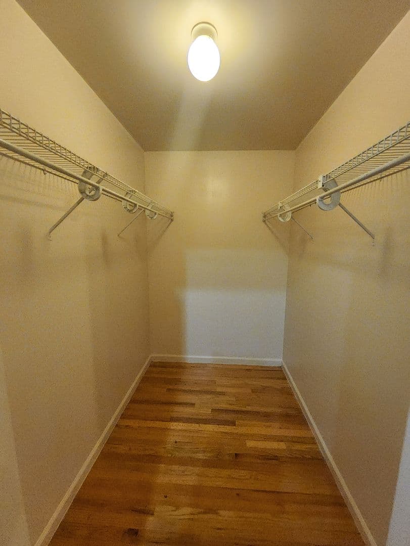 Chicago Apartment: 7001-7011 S Chappel Ave.