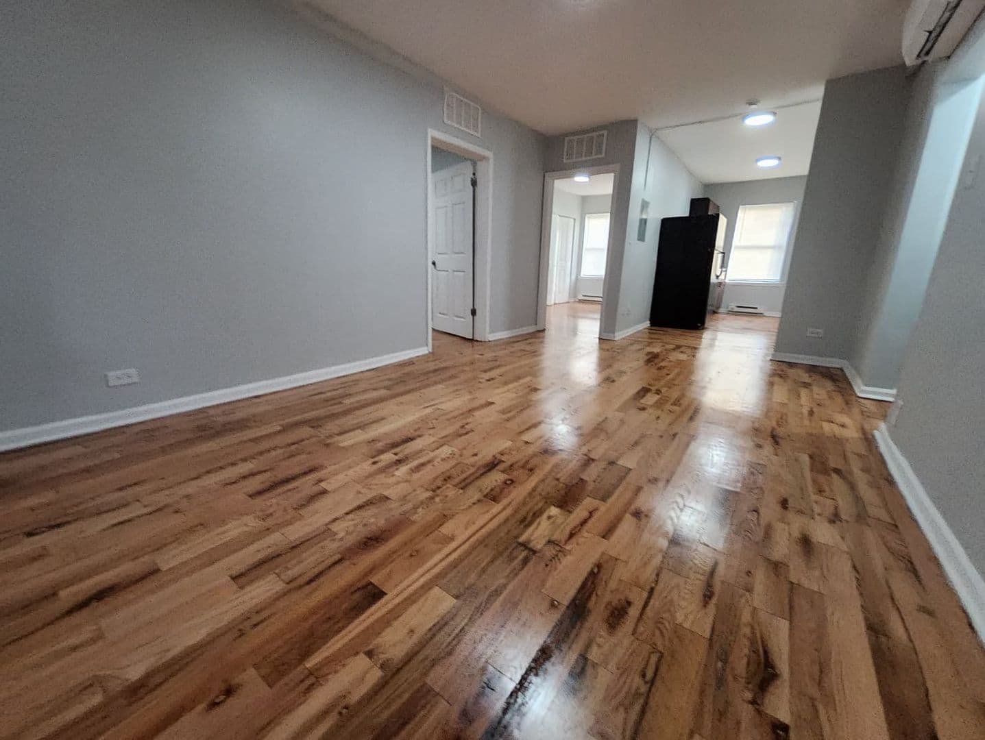 Chicago Apartment: 7451-59 S Bennett Ave.