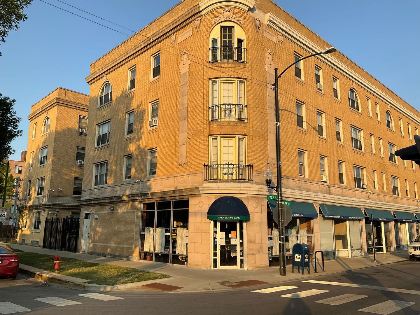 Chicago Apartment: 2445 E 72nd St.