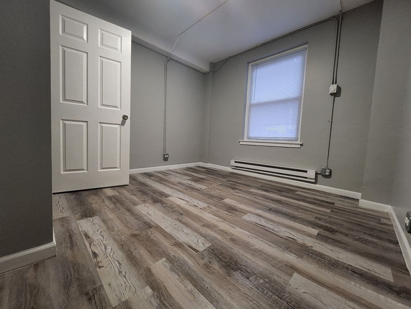 Chicago Apartment: 7270 S South Shore Dr.