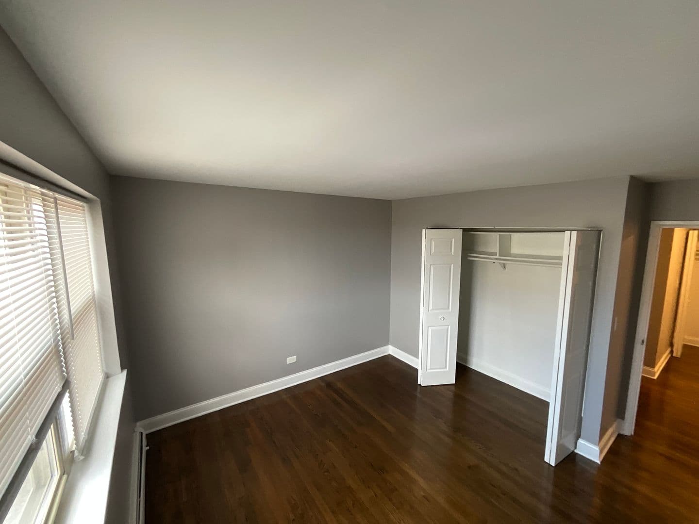 Chicago Apartment: 7733 S South Shore Dr.