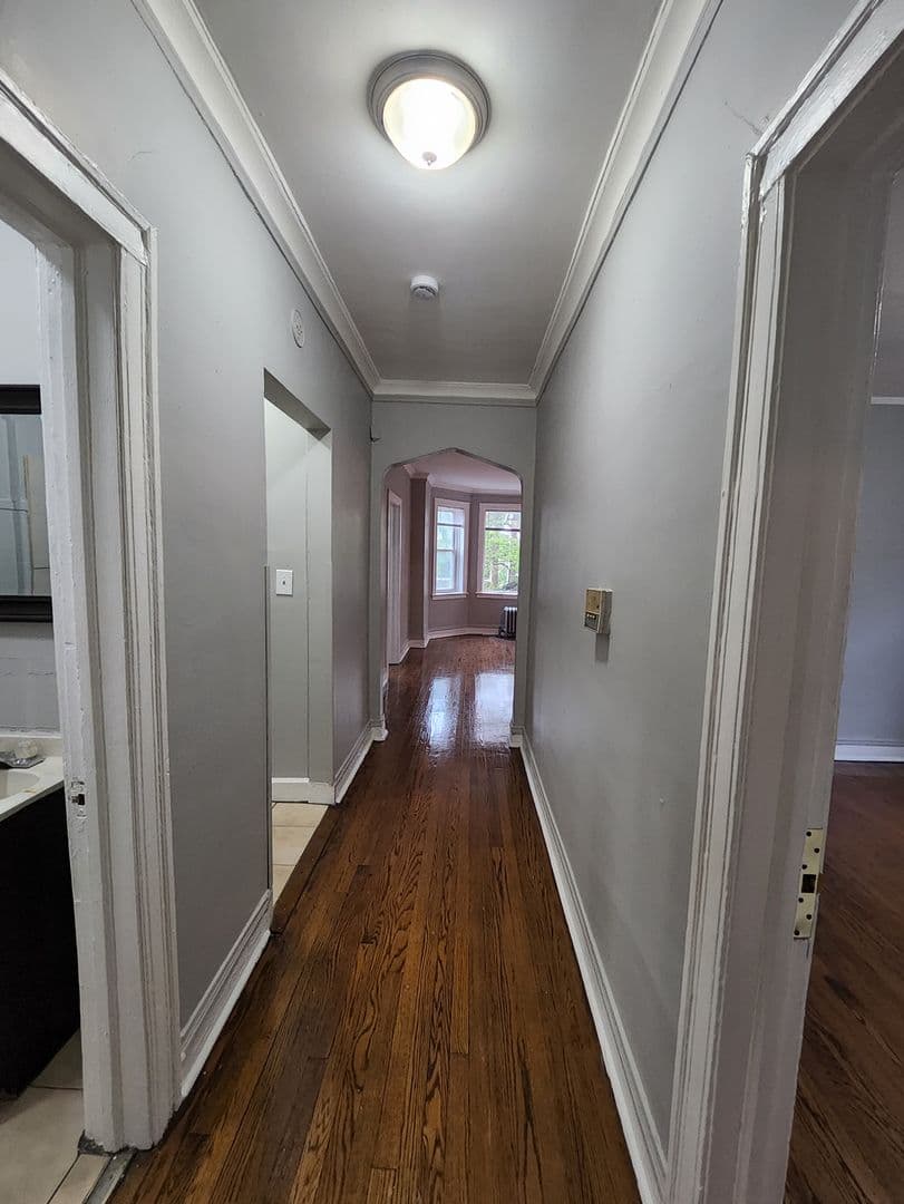 Chicago Apartment: 1949 E 73rd Pl.