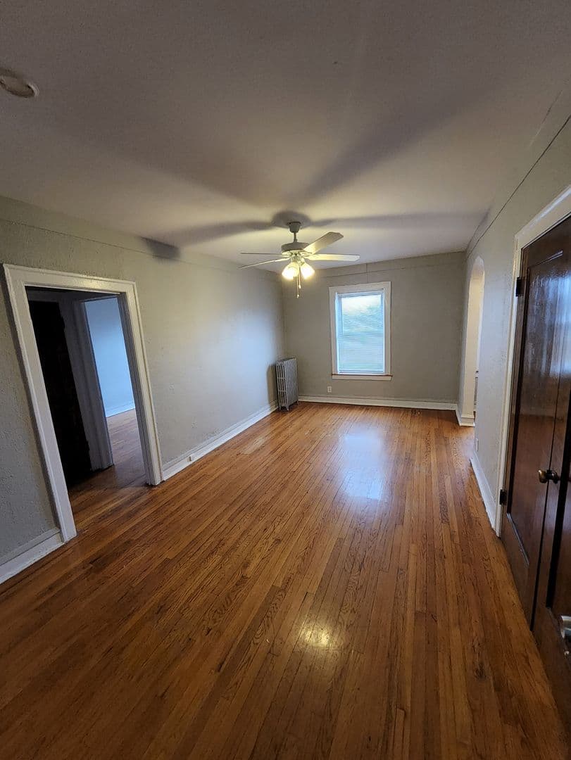 Chicago Apartment: 2445 E 72nd St.