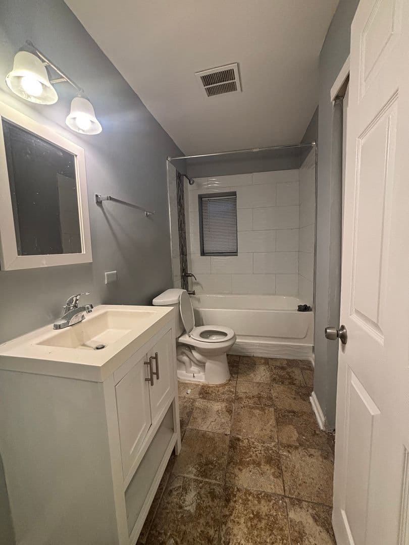 Chicago Apartment: 7419 S Colfax Ave.