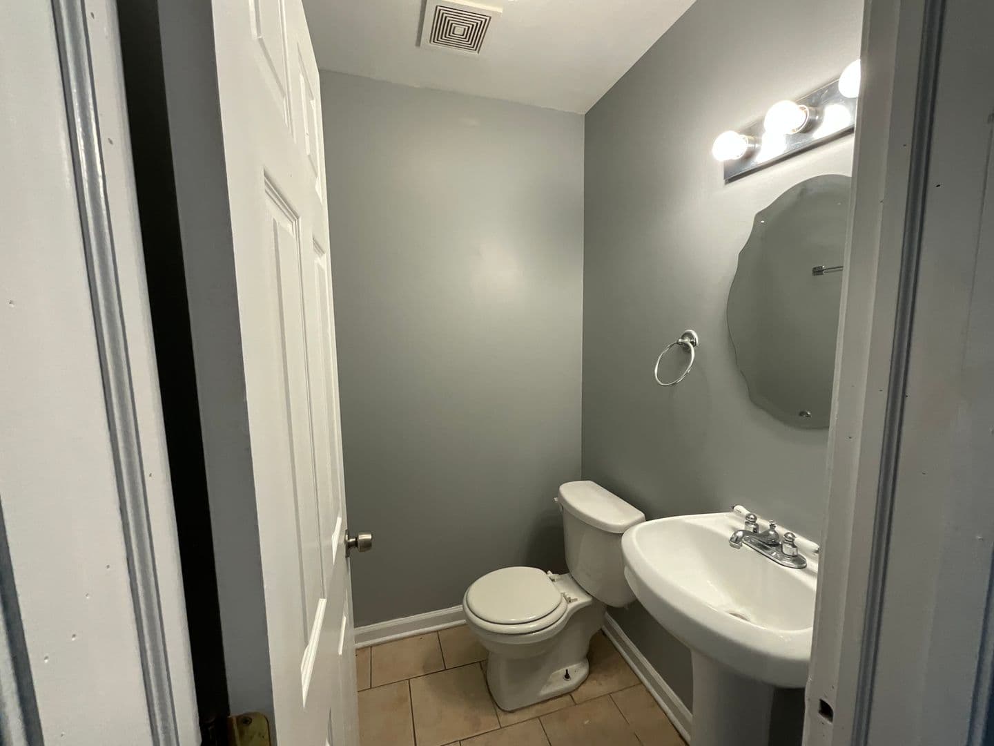 Chicago Apartment: 6625-29 S Drexel Ave.