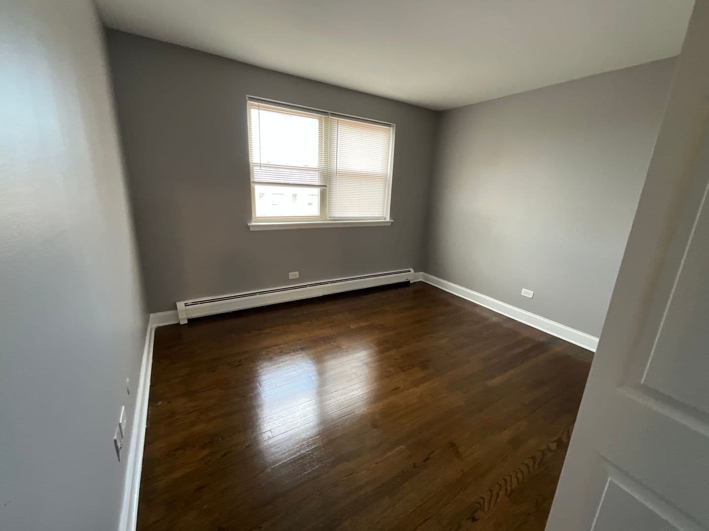 Chicago Apartment: 7733 S South Shore Dr.