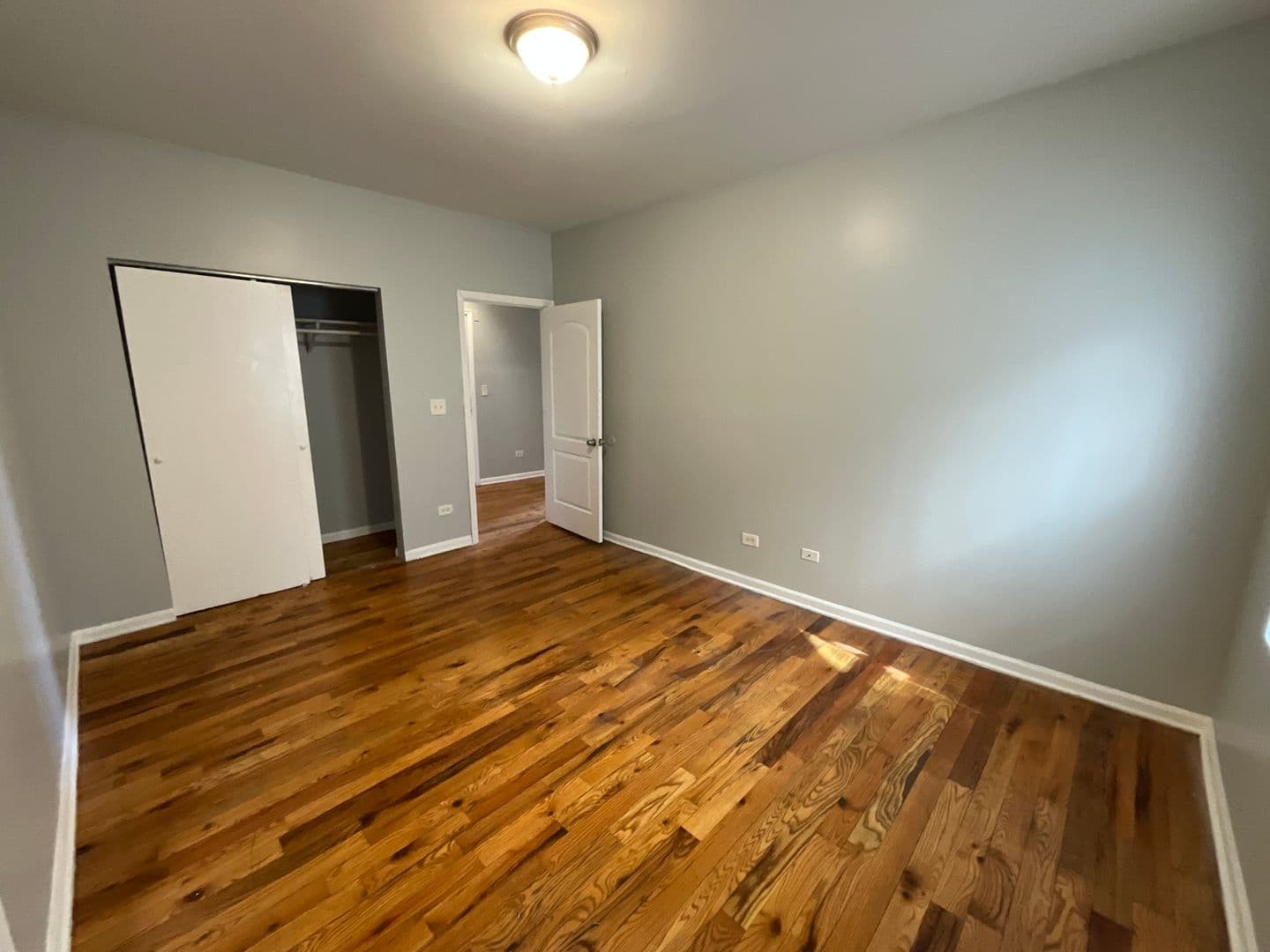 Chicago Apartment: 7419 S Colfax Ave.