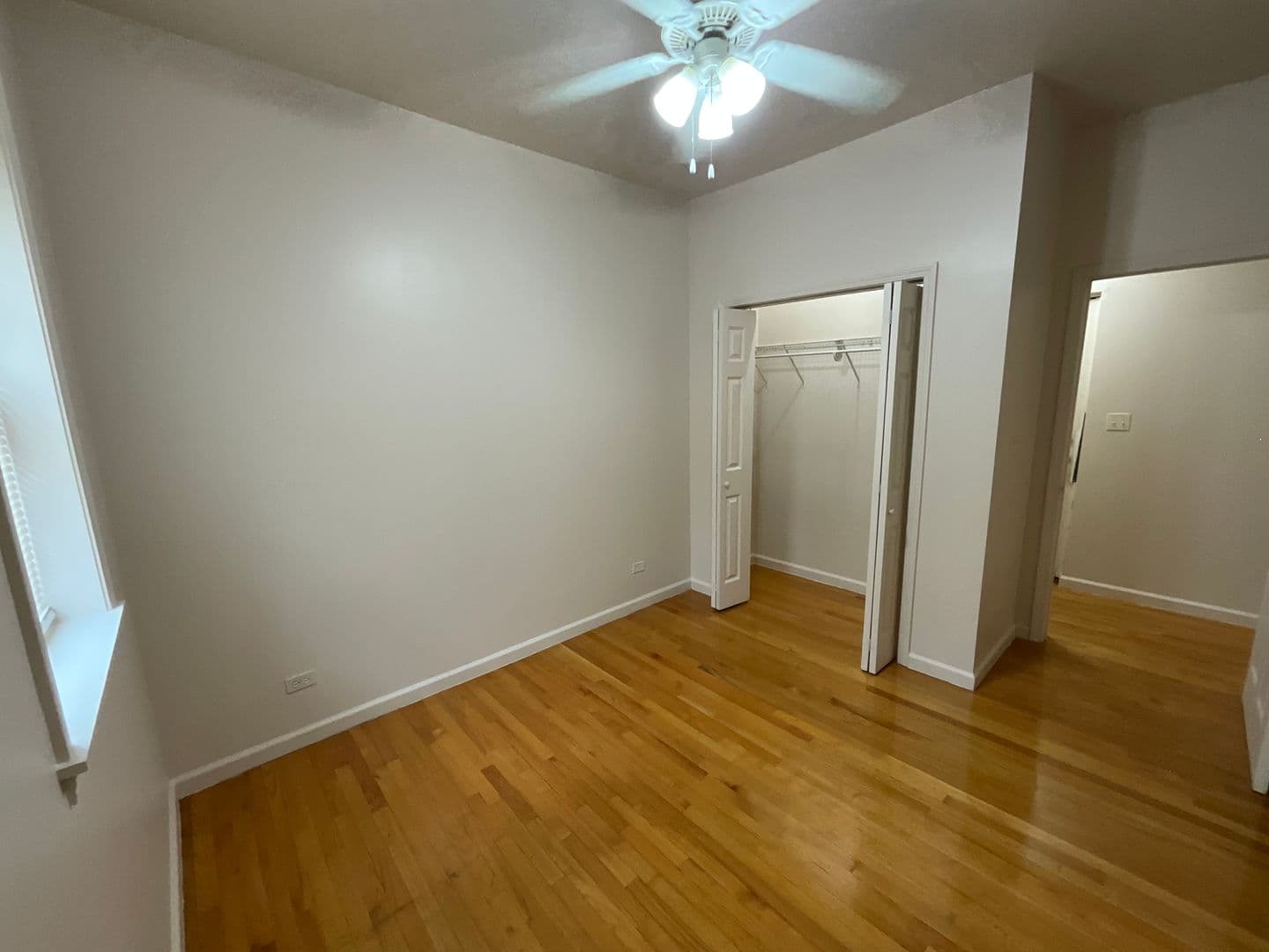 Chicago Apartment: 7001-7011 S Chappel Ave.