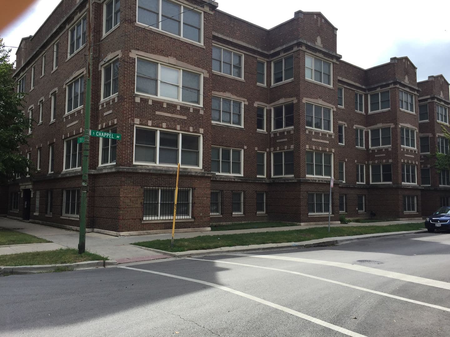 Chicago Apartment: 7001-7011 S Chappel Ave.