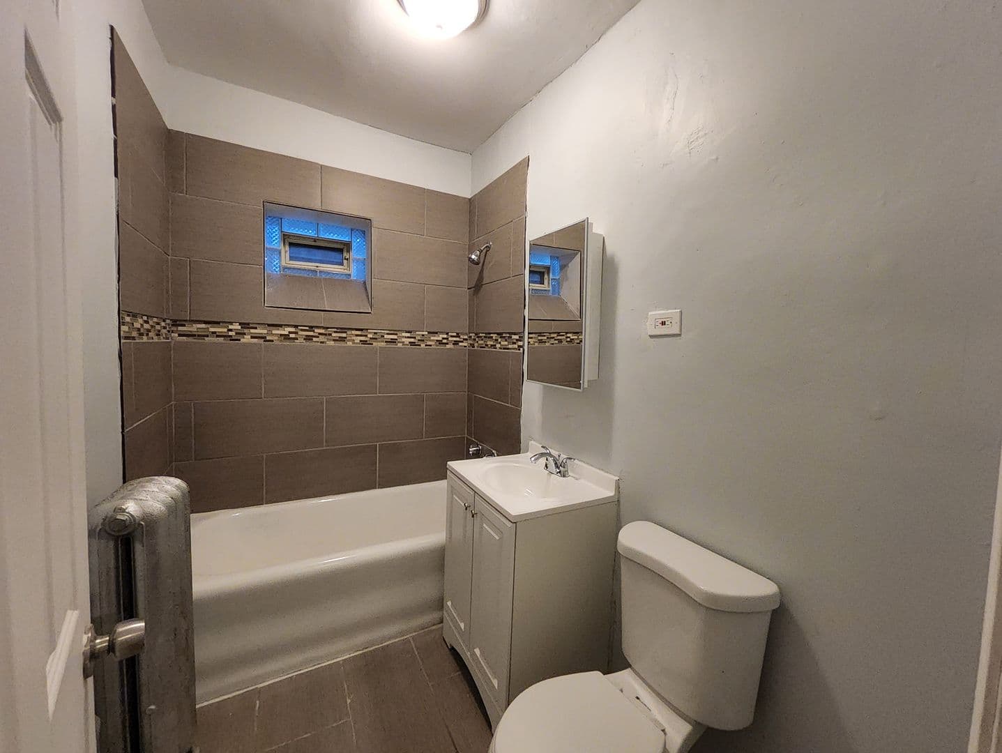 Chicago Apartment: 1949 E 73rd Pl.