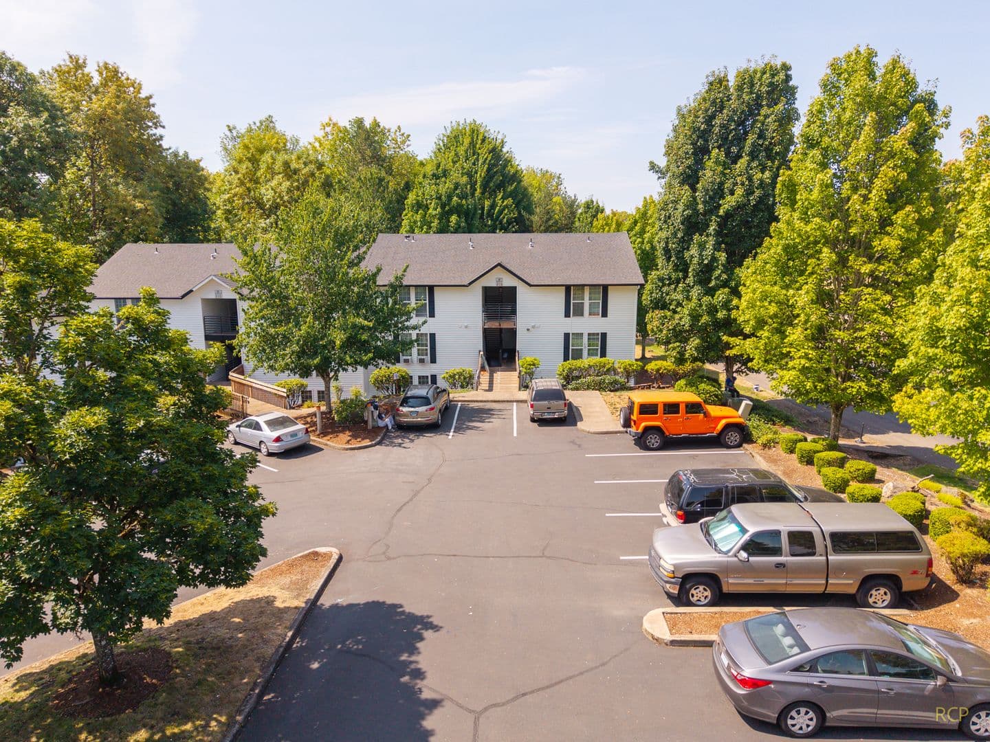 McMinnville Apartment: 1800 SW Old Sheridan Road