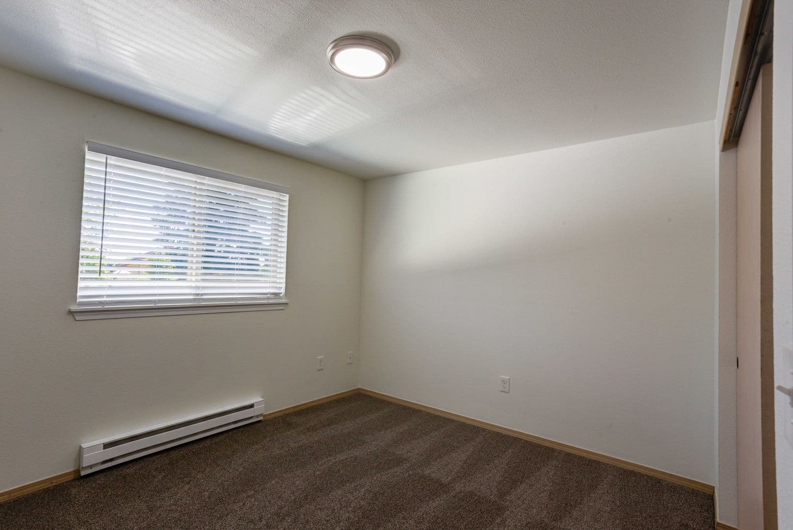 Vancouver Apartment: 7823 NE Fourth Plain Blvd