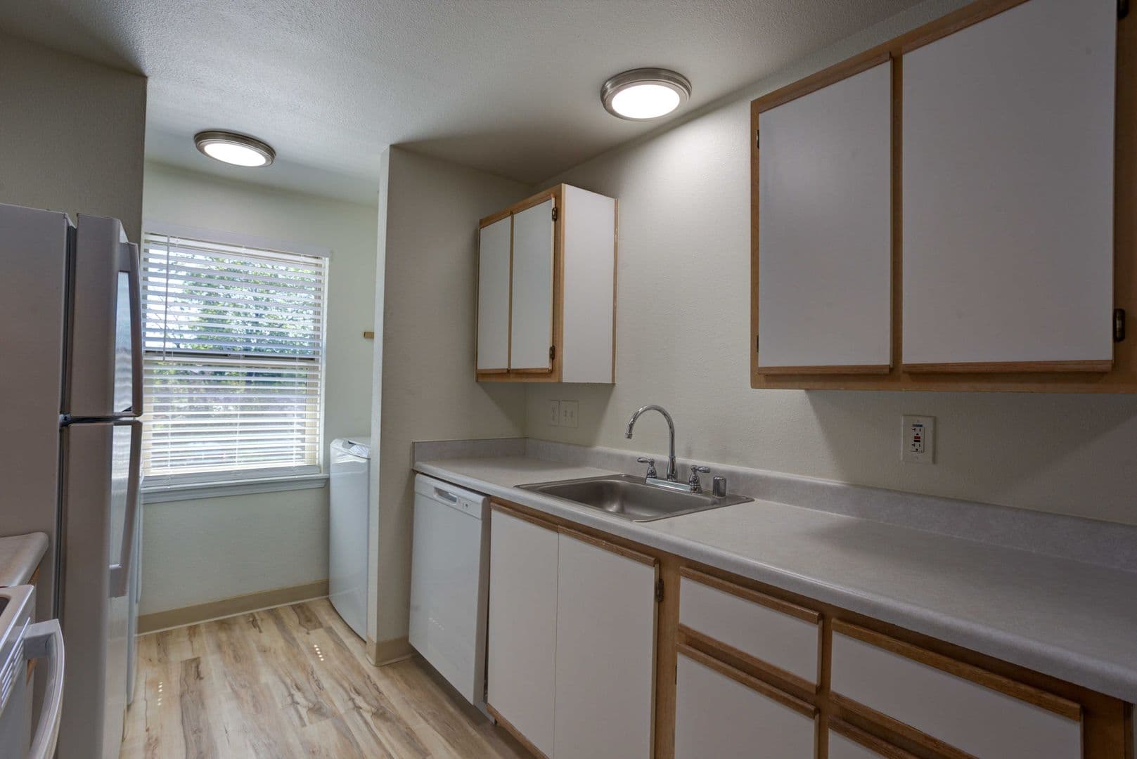 Vancouver Apartment: 7823 NE Fourth Plain Blvd