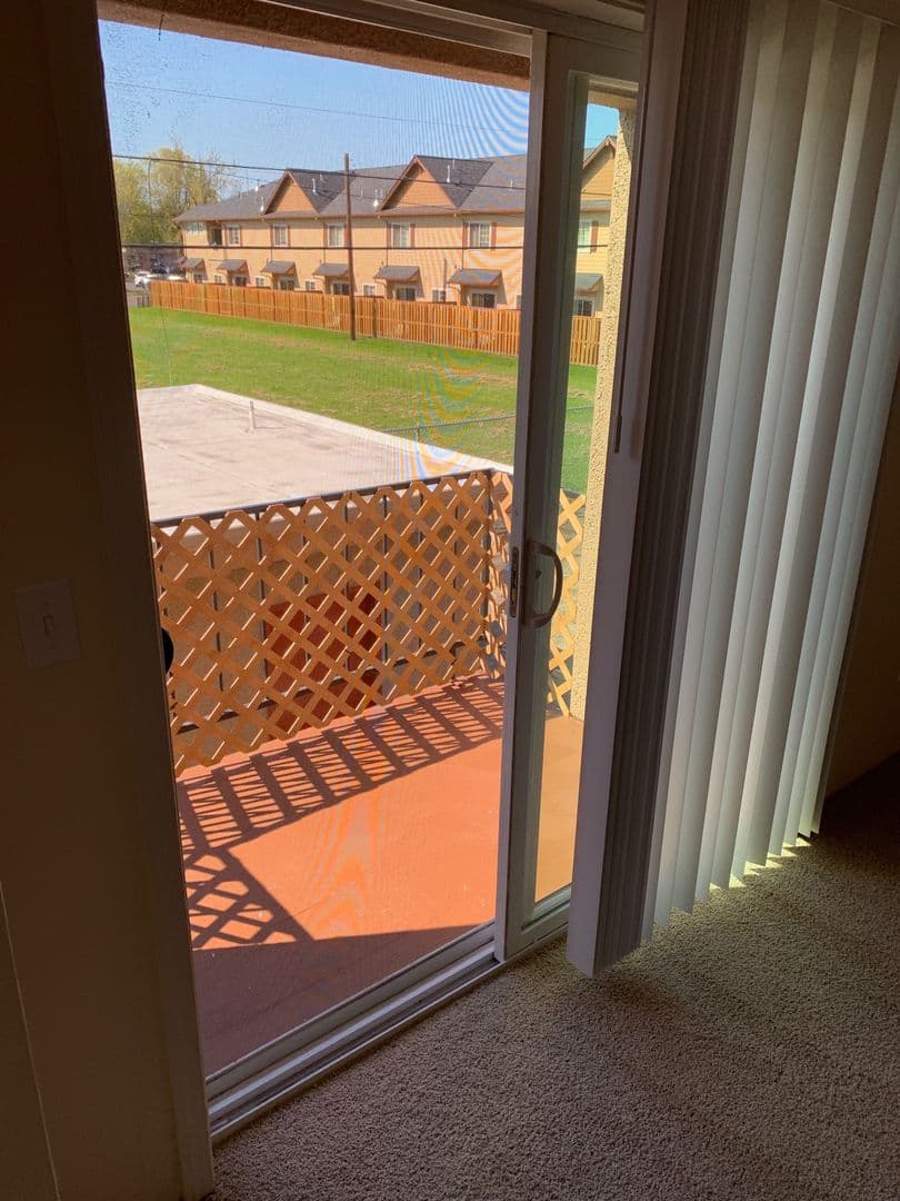 Corvallis Apartment: 958 NW Sycamore Ave