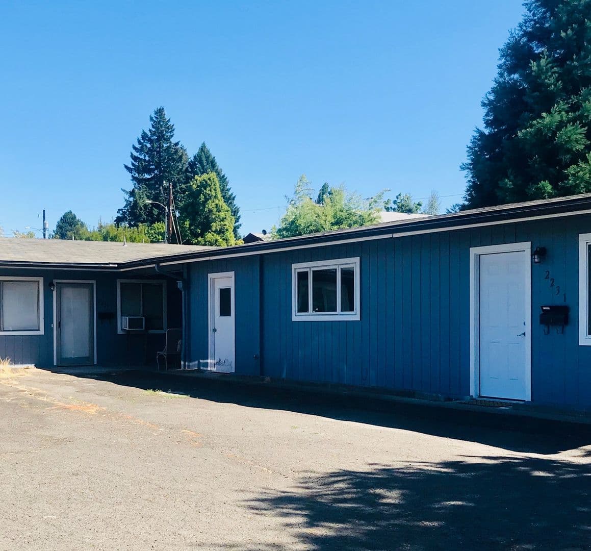 Forest Grove Apartment: 2231-2245 E Street