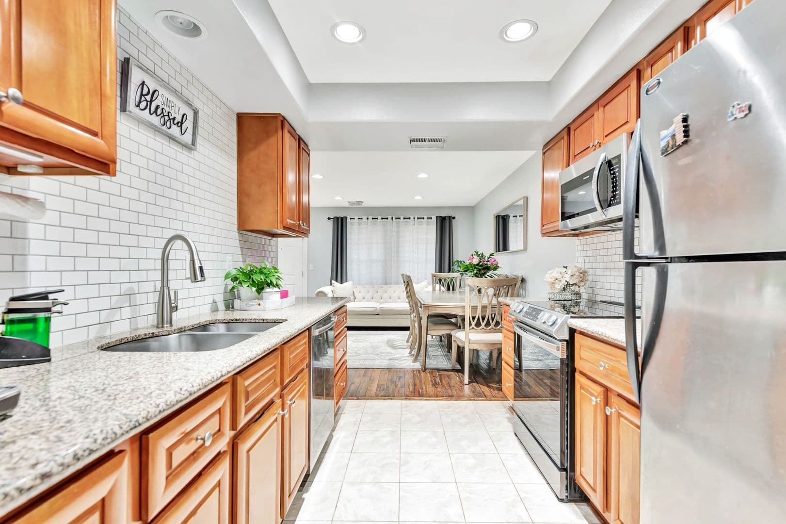 Portland Apartment: 17512-17572 SE Pine St.