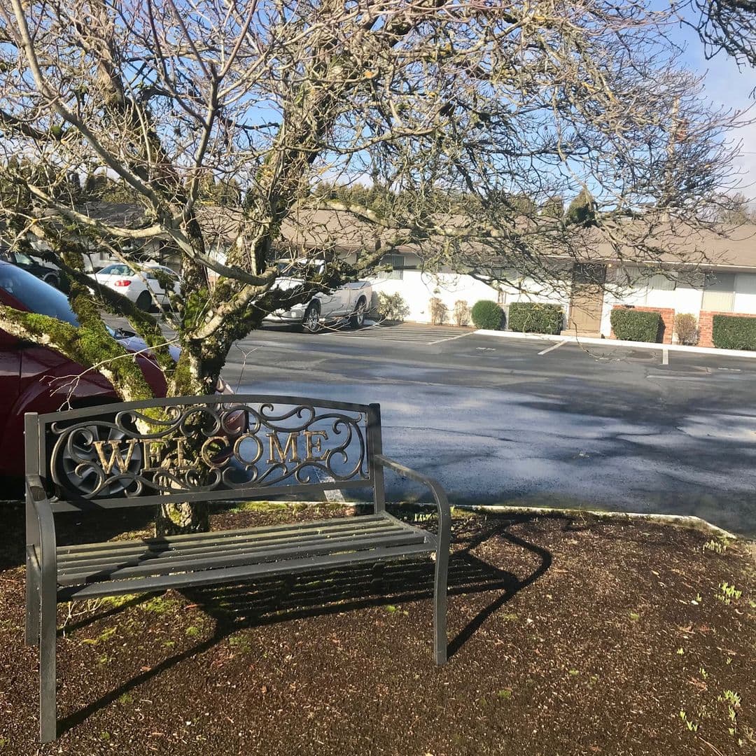 Forest Grove Apartment: 2747 20th Place
