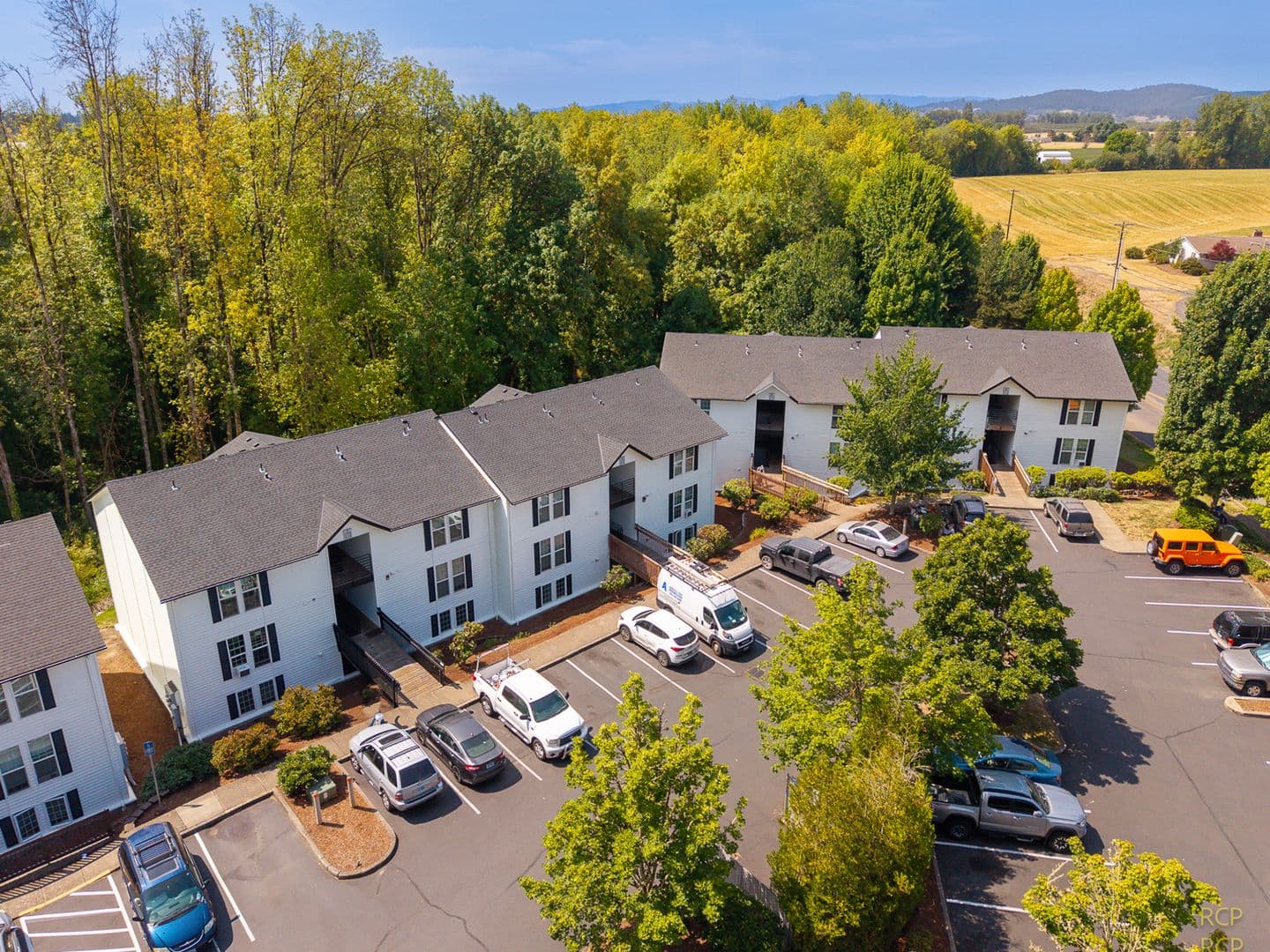 McMinnville Apartment: 1800 SW Old Sheridan Road