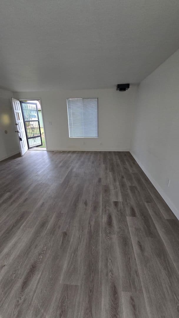 Forest Grove Apartment: 3103 - 3113 Brittany Dr