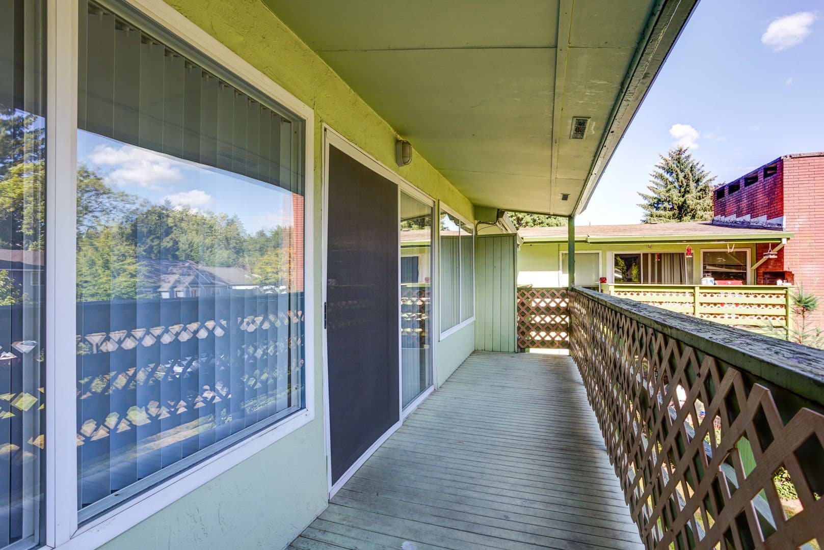 Portland Apartment: 10231 NE Tillamook St.