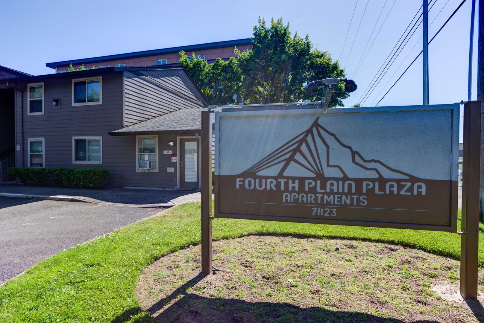 Vancouver Apartment: 7823 NE Fourth Plain Blvd