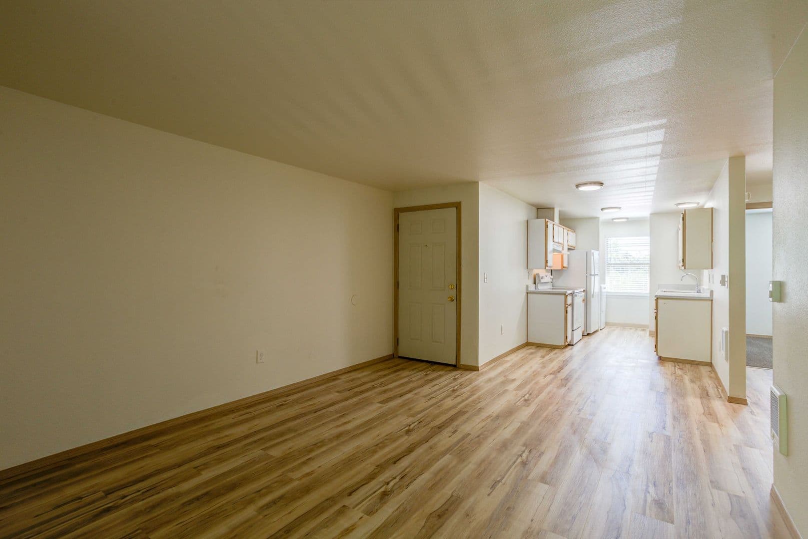 Vancouver Apartment: 7823 NE Fourth Plain Blvd