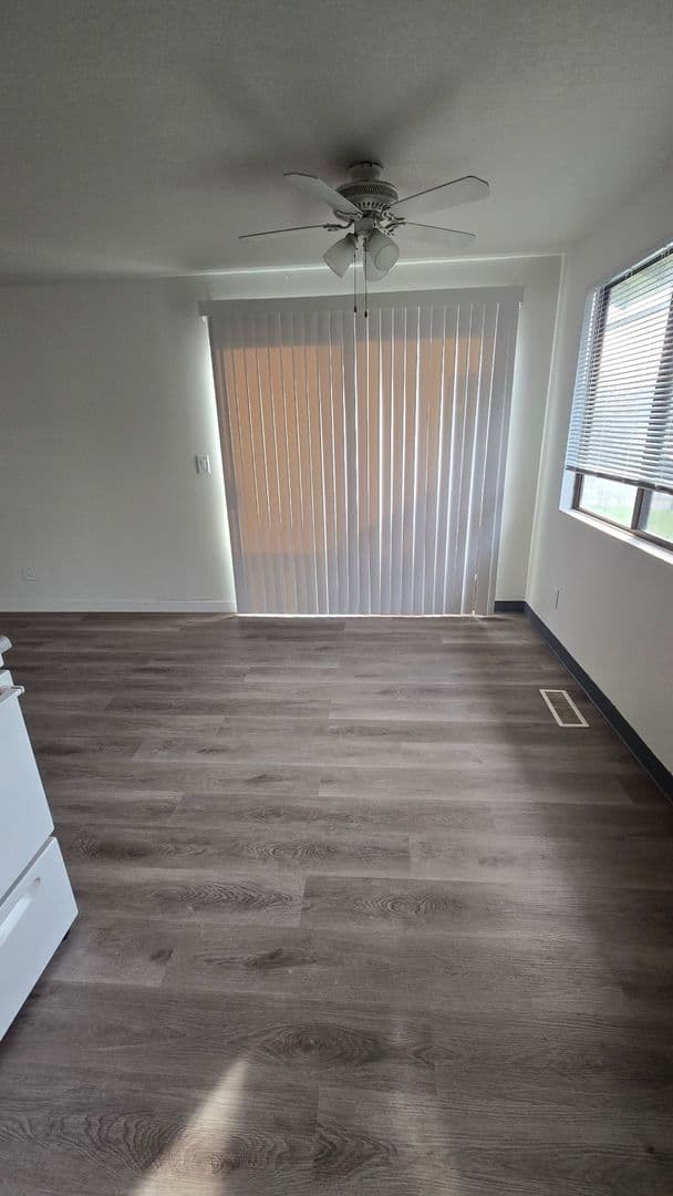 Forest Grove Apartment: 3103 - 3113 Brittany Dr