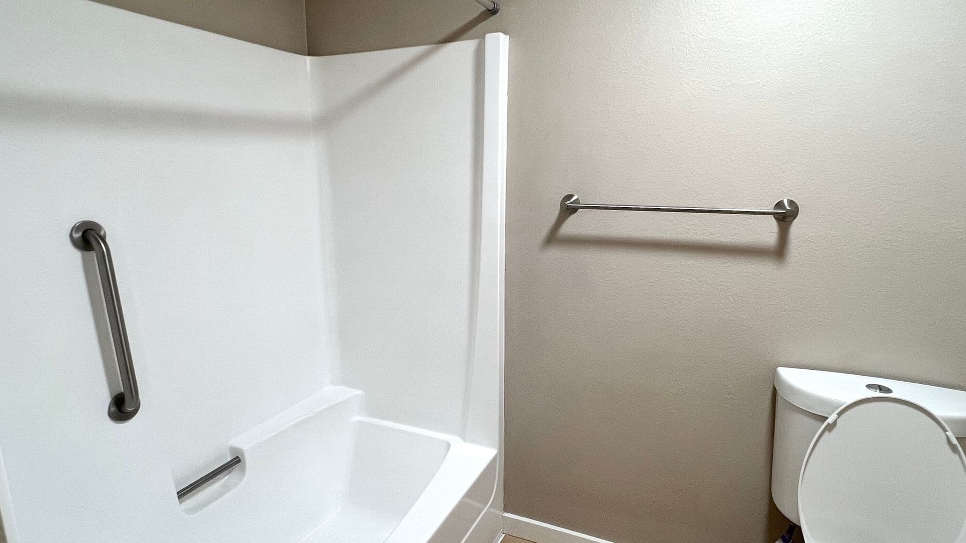 Vancouver Townhome: 7600 NE Vancouver Mall Dr.