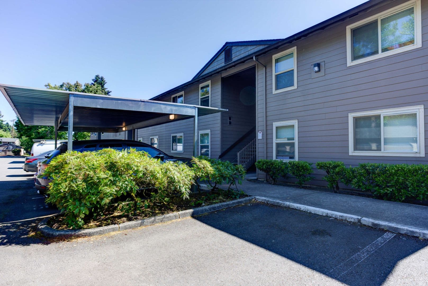 Vancouver Apartment: 7823 NE Fourth Plain Blvd